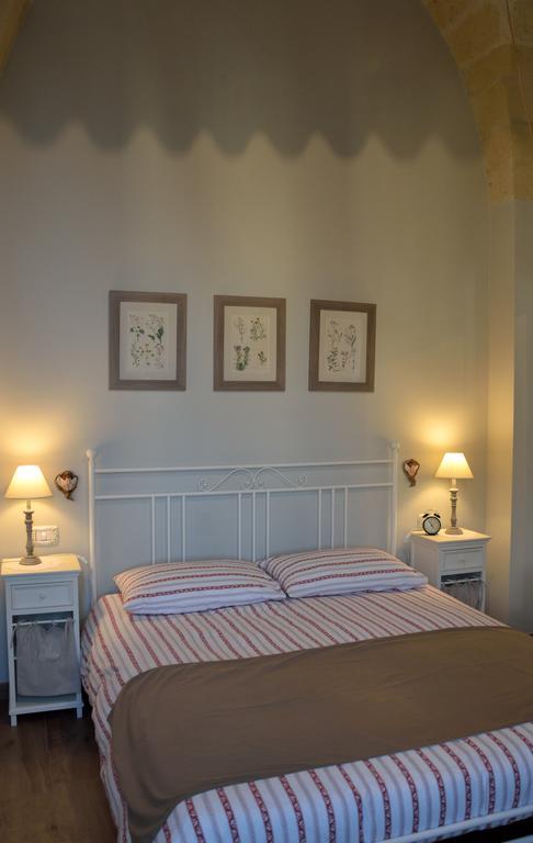 La Casa Di Alessio Bed & Breakfast Lecce Eksteriør bilde