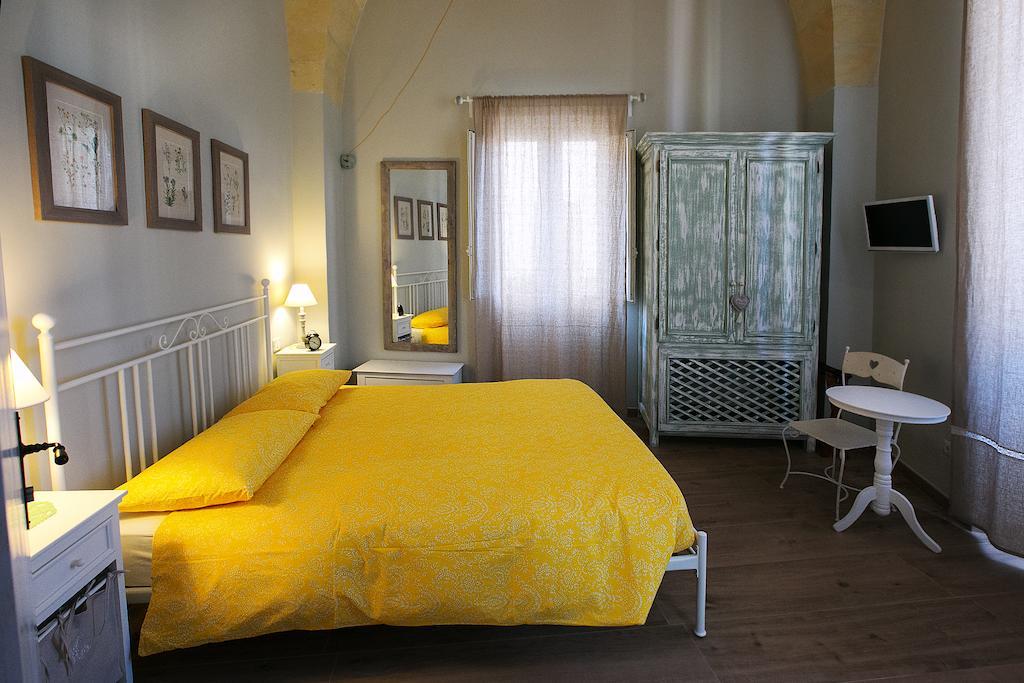 La Casa Di Alessio Bed & Breakfast Lecce Rom bilde